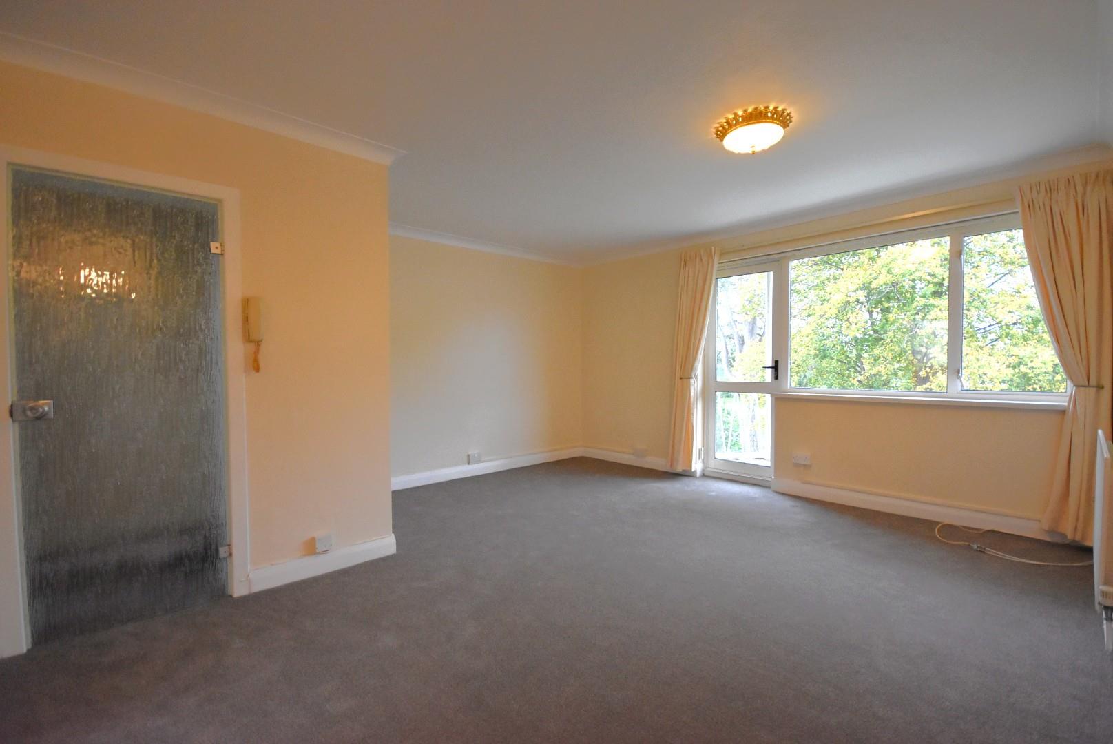 15 Albany Court, Beach Road, Penarth, CF64 1JU
